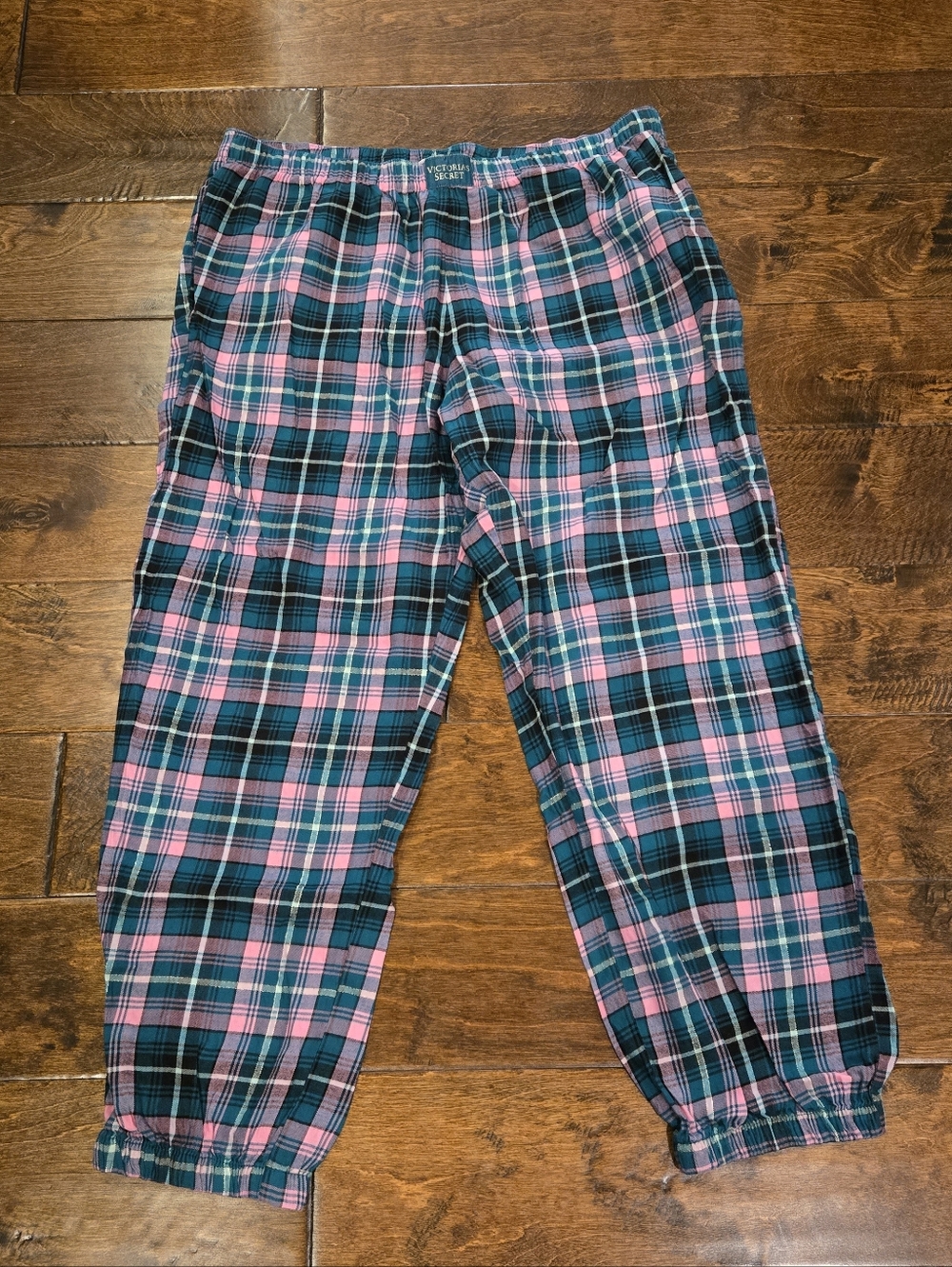 EUC Victoria's Secret Plaid Pajama Pants Size L (Short)